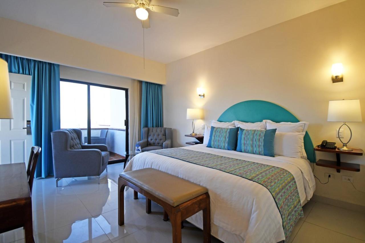The Westmarine Waterfront Hotel 拉巴斯 外观 照片