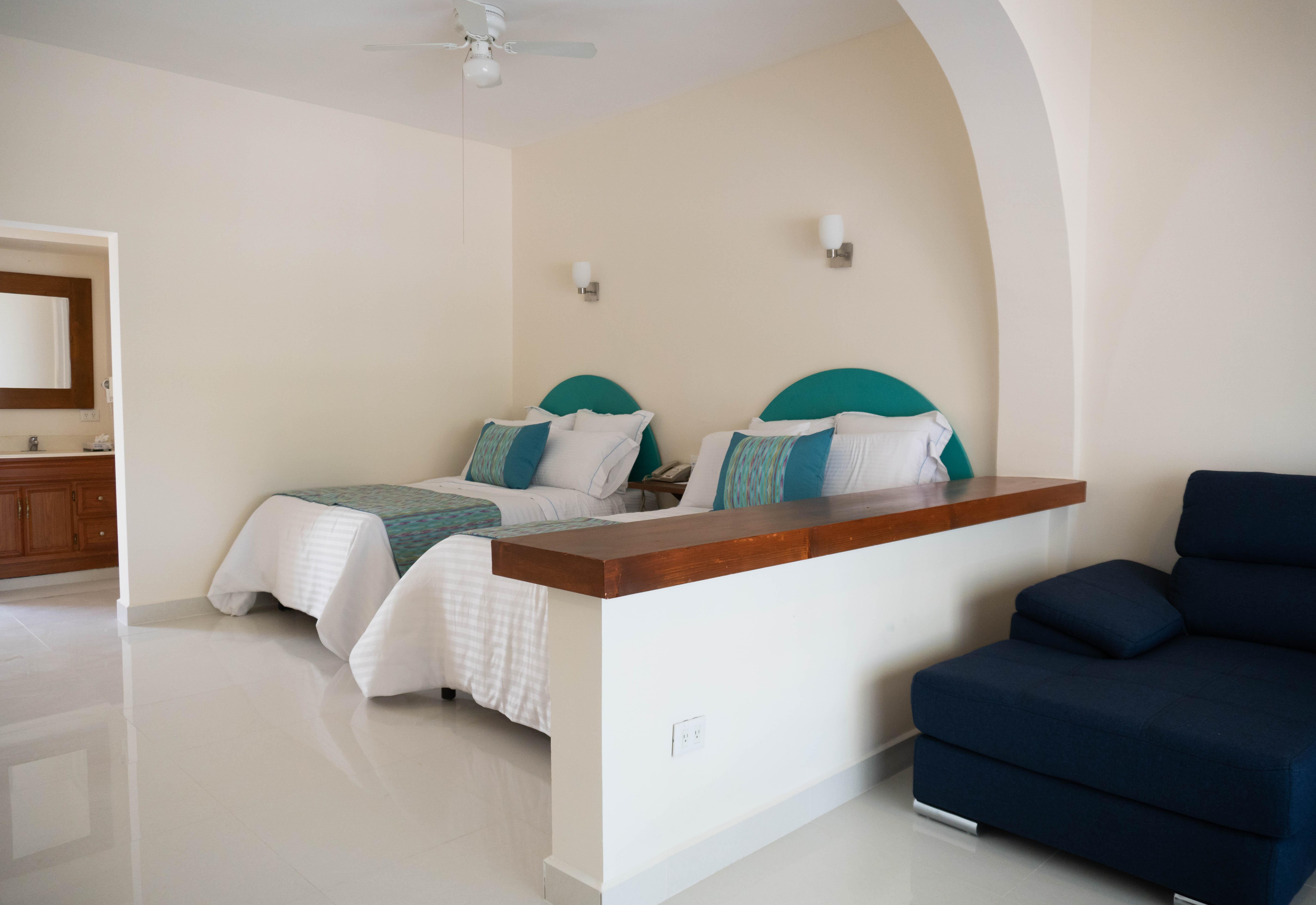 The Westmarine Waterfront Hotel 拉巴斯 外观 照片