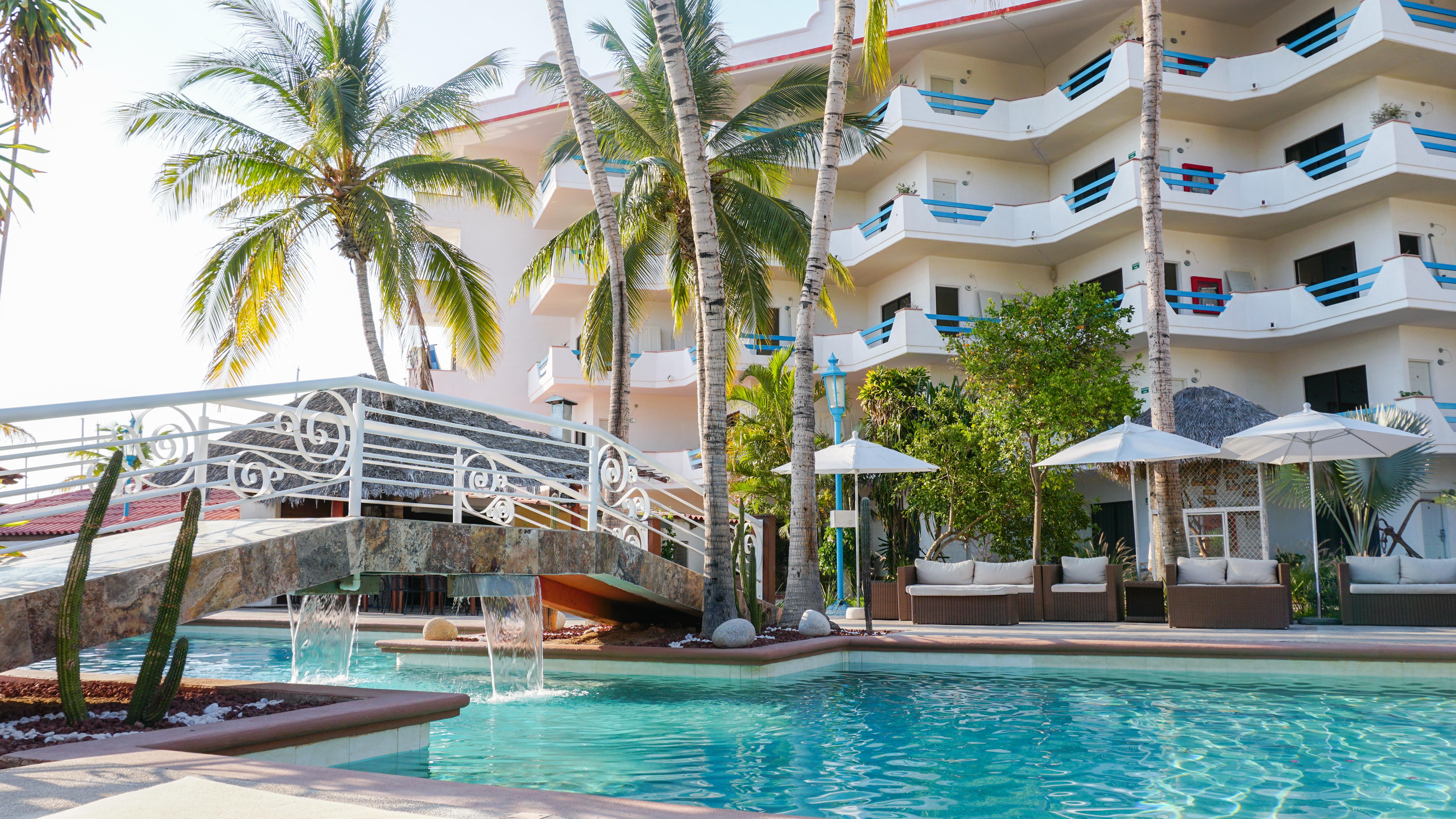 The Westmarine Waterfront Hotel 拉巴斯 外观 照片